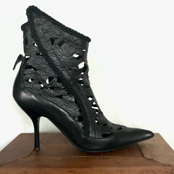 Vioini Vero Cuoio Ankle Black Leather Laser Cut Out Boots, Size 40, Italy - Picture 6 of 7